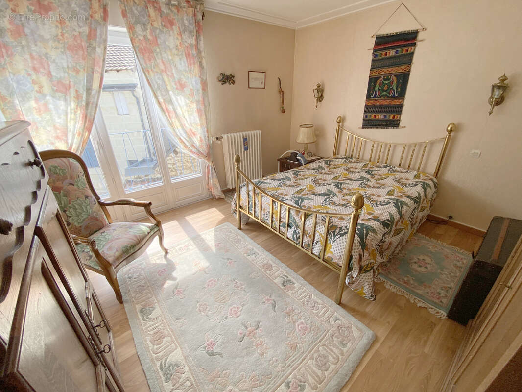 Maison à CHATELLERAULT