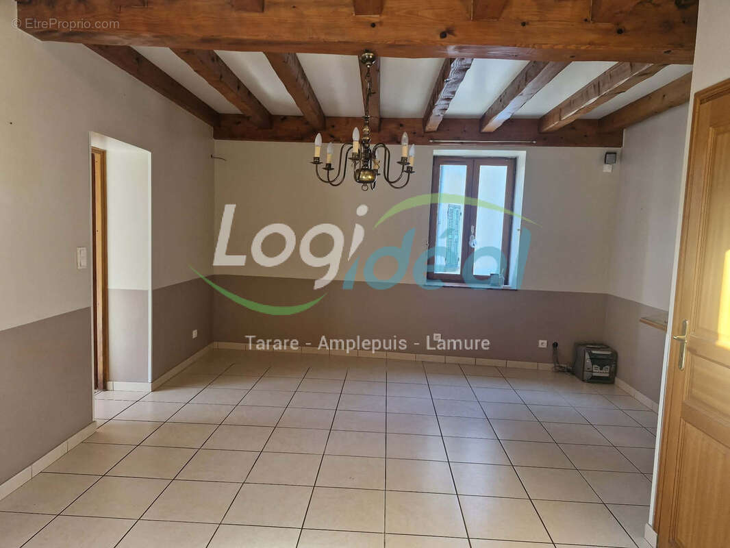 Maison à LAMURE-SUR-AZERGUES