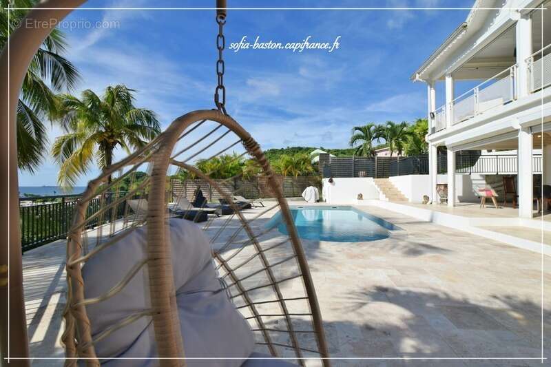 Maison à LES TROIS-ILETS