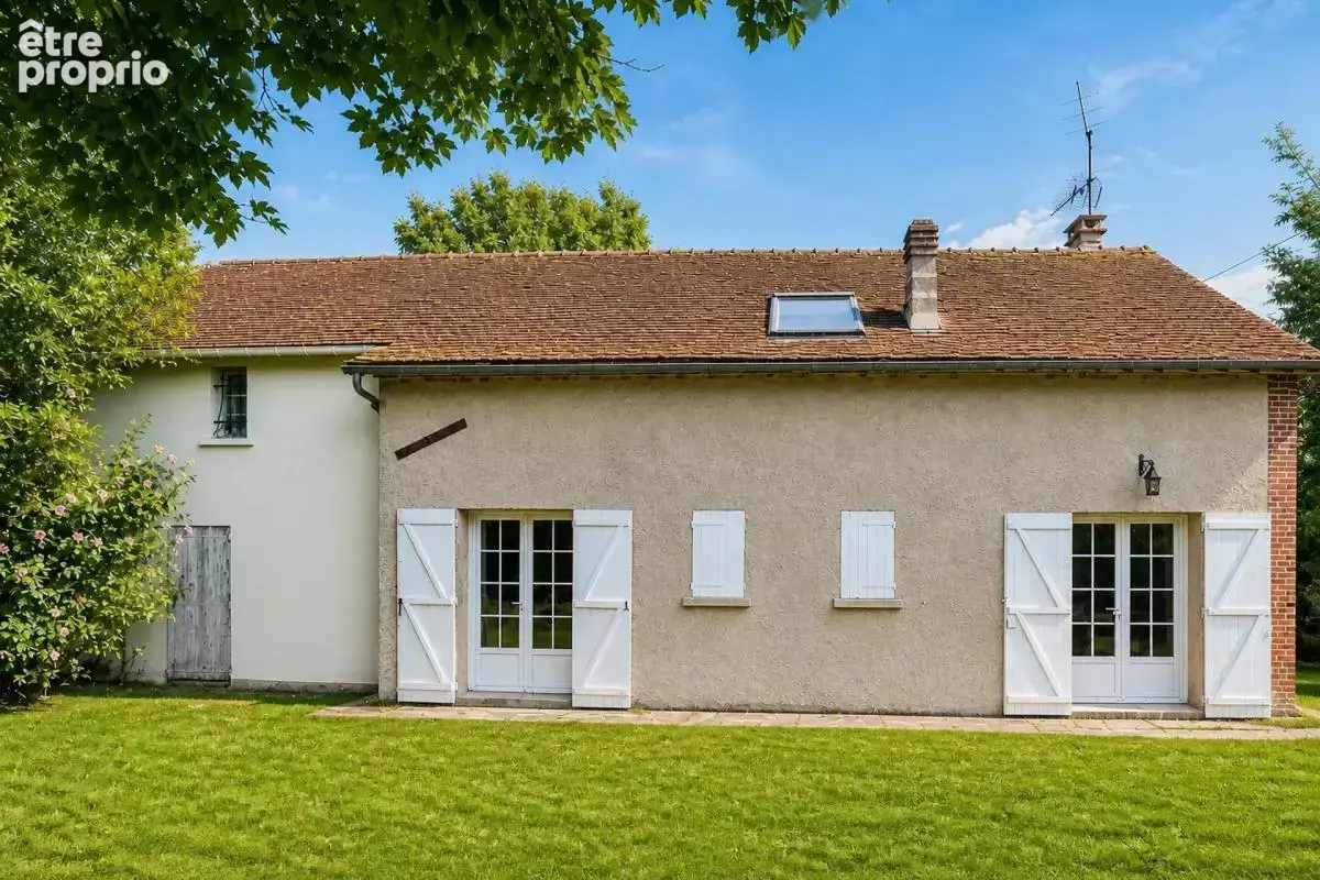 Maison de 5 pièces de 114 m² à Villeneuve-sur-Yonne - photo 2