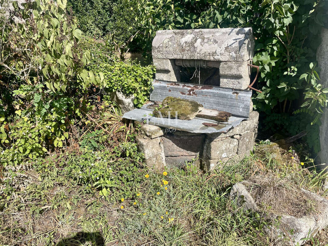 Maison à LOCOAL-MENDON