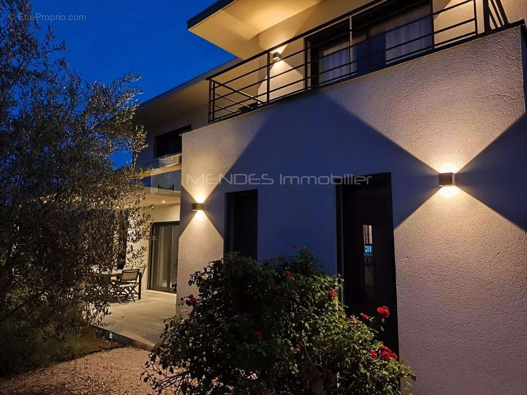 Unique:suberbe villa contemporaine beaumes de venise - photo 14