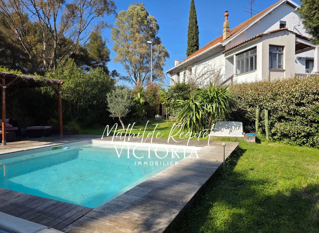 Maison à BORMES-LES-MIMOSAS