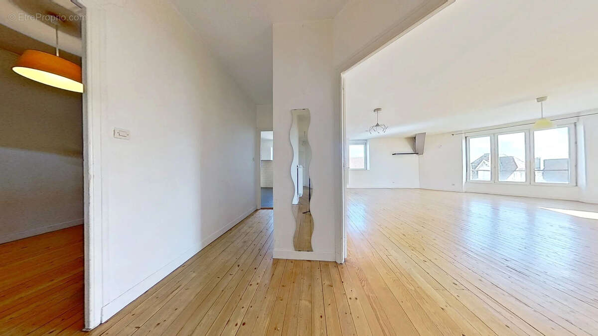 Longwy haut, proche des frontieres avec le luxembourg et la belgique, bel appartement ancien de 134 m2 + grand - photo 5