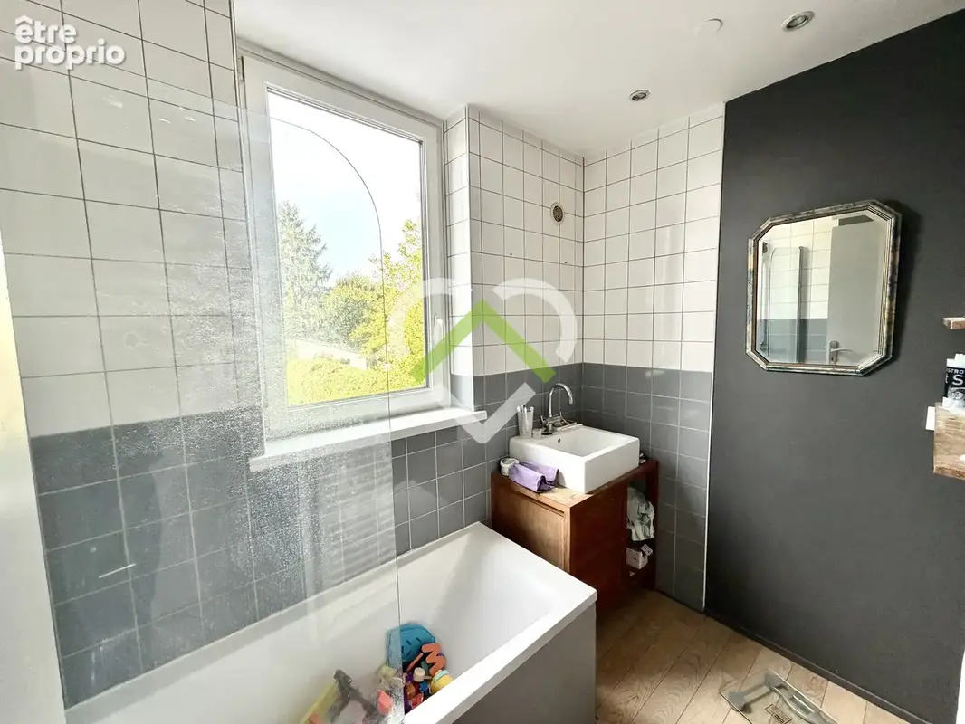 Maison flamande au charme atypique VILLENEUVE D'ASCQ - photo 10
