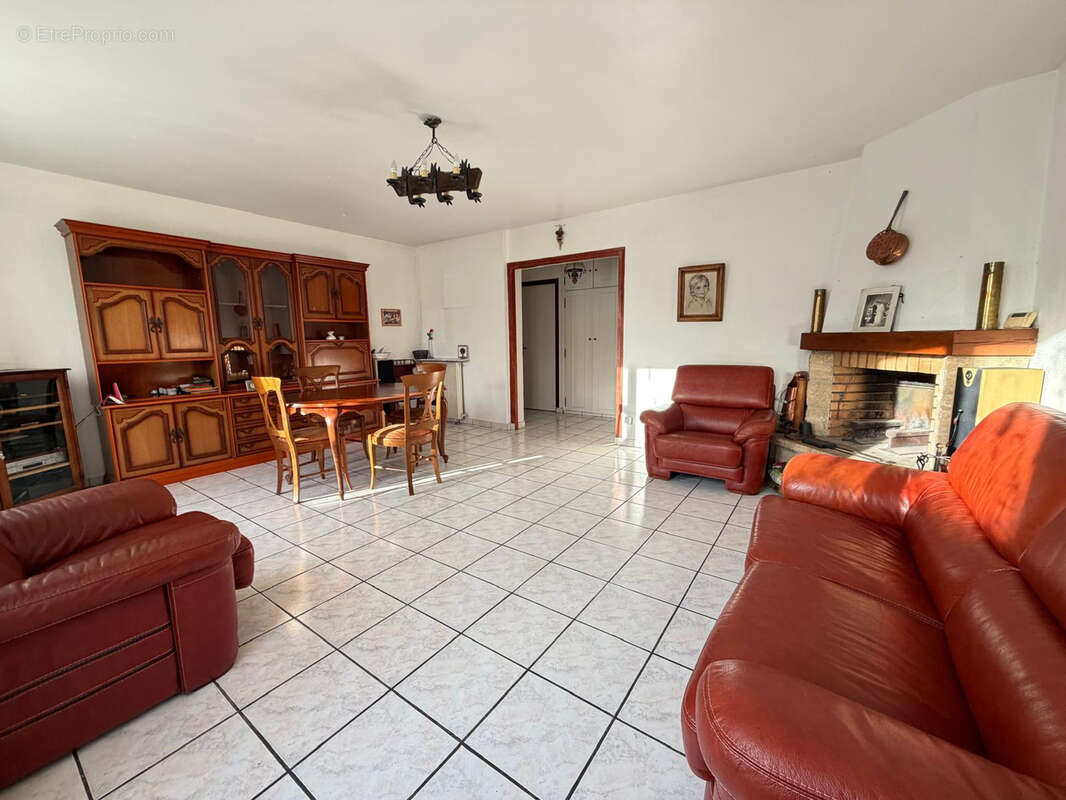 Maison à MITRY-MORY