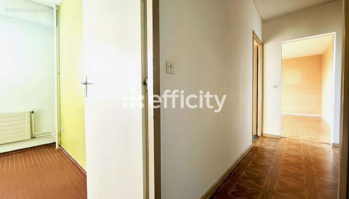 Appartement à TASSIN-LA-DEMI-LUNE