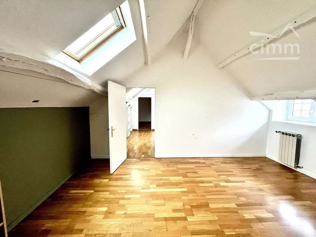 Maison à CHELLES