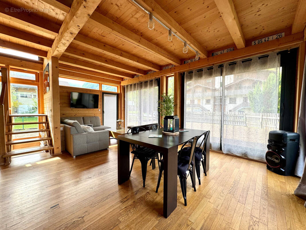 Maison à BONNEVILLE
