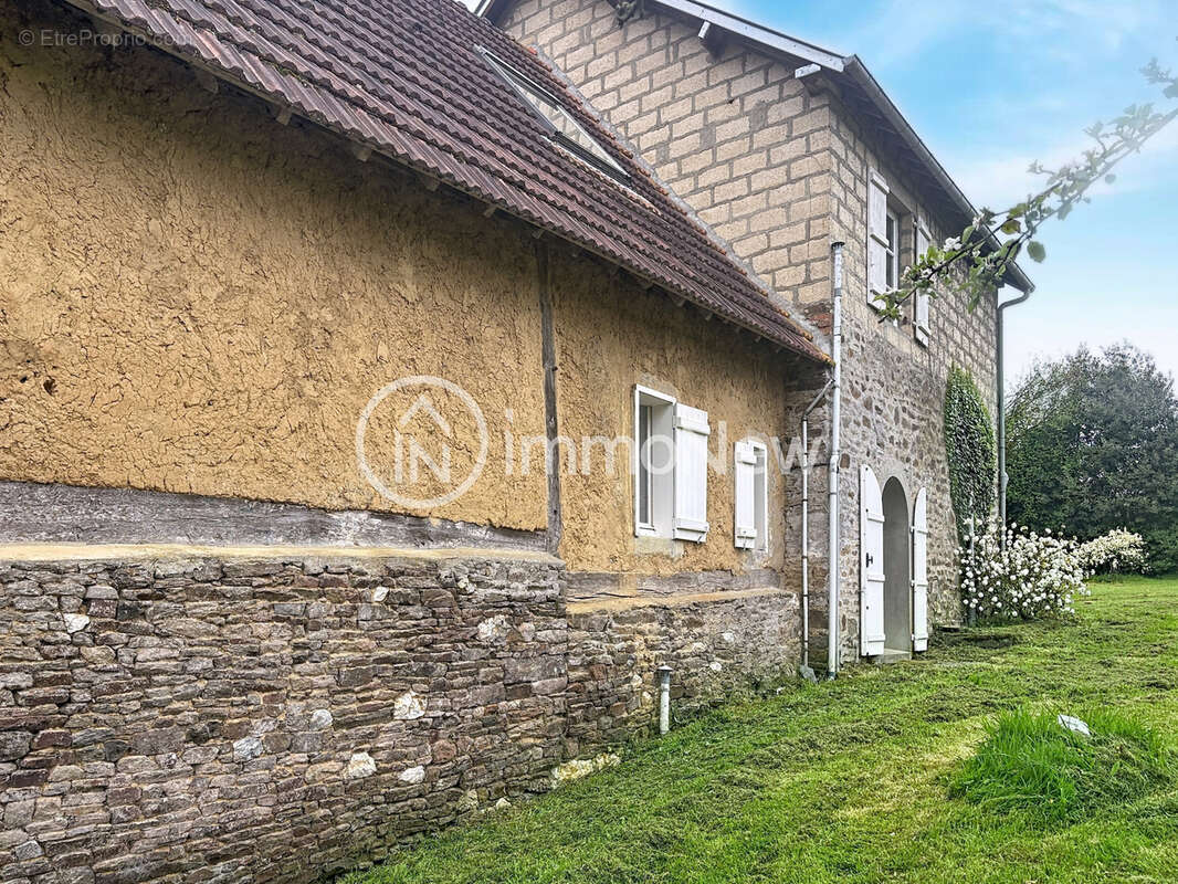 Maison à LES CRESNAYS