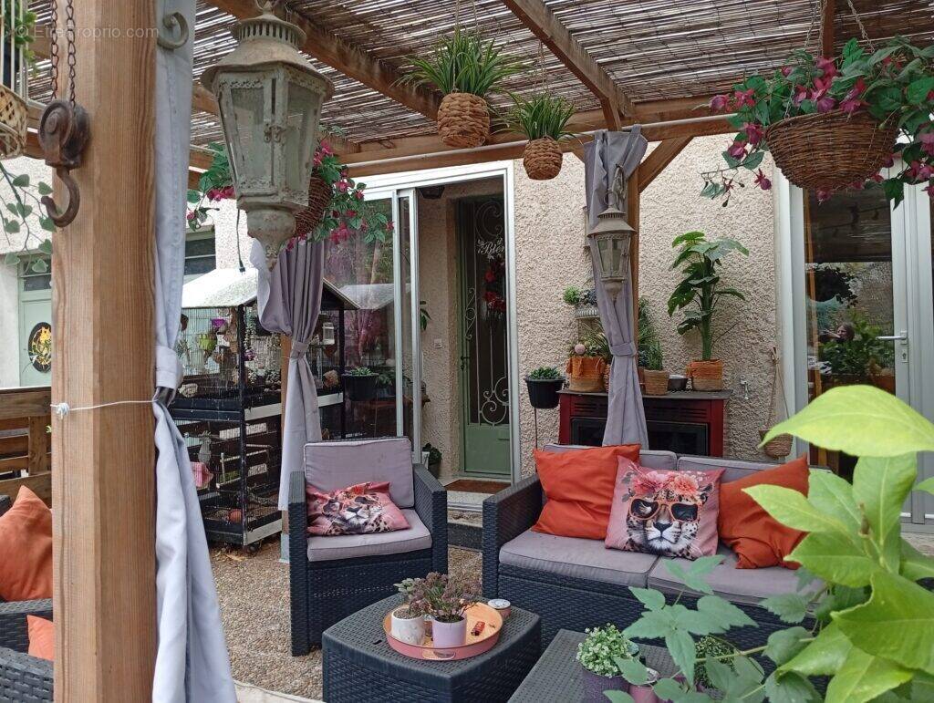 Maison à AIGUEFONDE