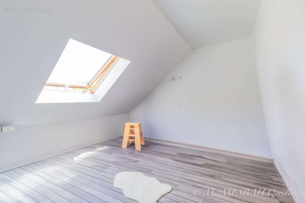 Maison à SAINT-GERMAIN-LES-ARPAJON