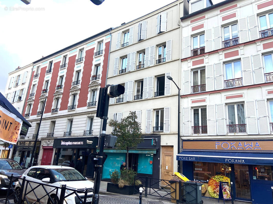 Appartement à COURBEVOIE