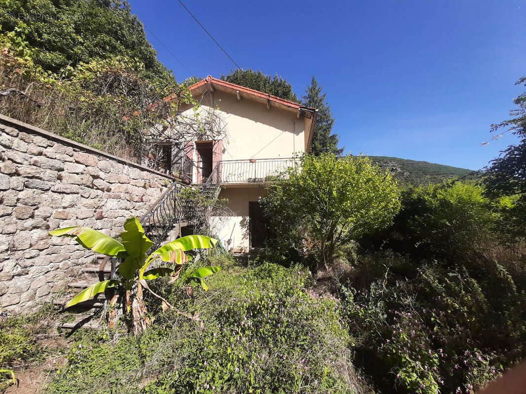Maison à SAINT-GENEST-LACHAMP