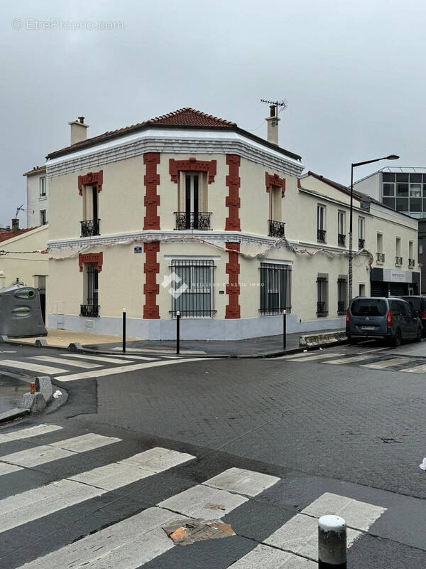 Appartement à AUBERVILLIERS
