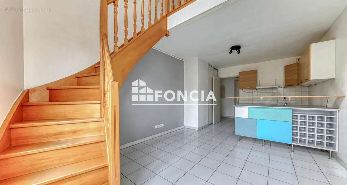 Appartement à LYON-9E