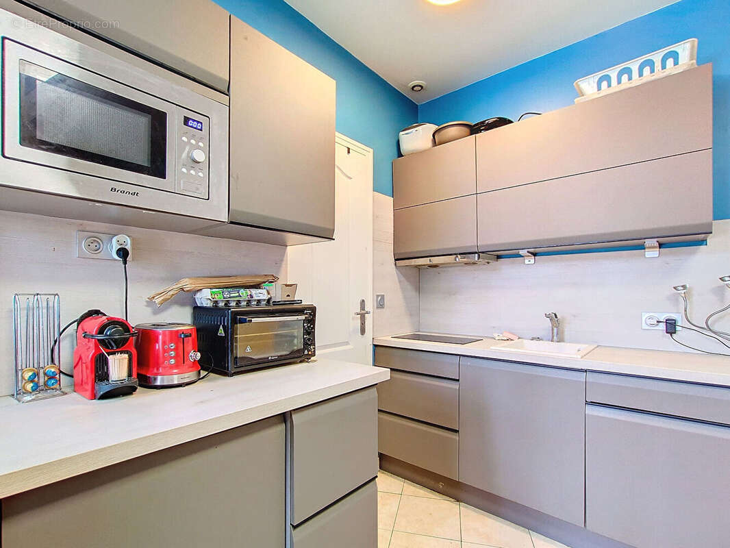 Appartement à PARIS-20E