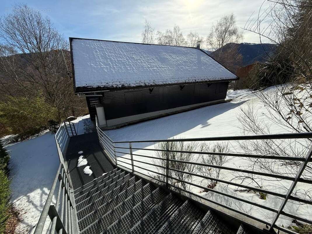   - Maison à PRADES