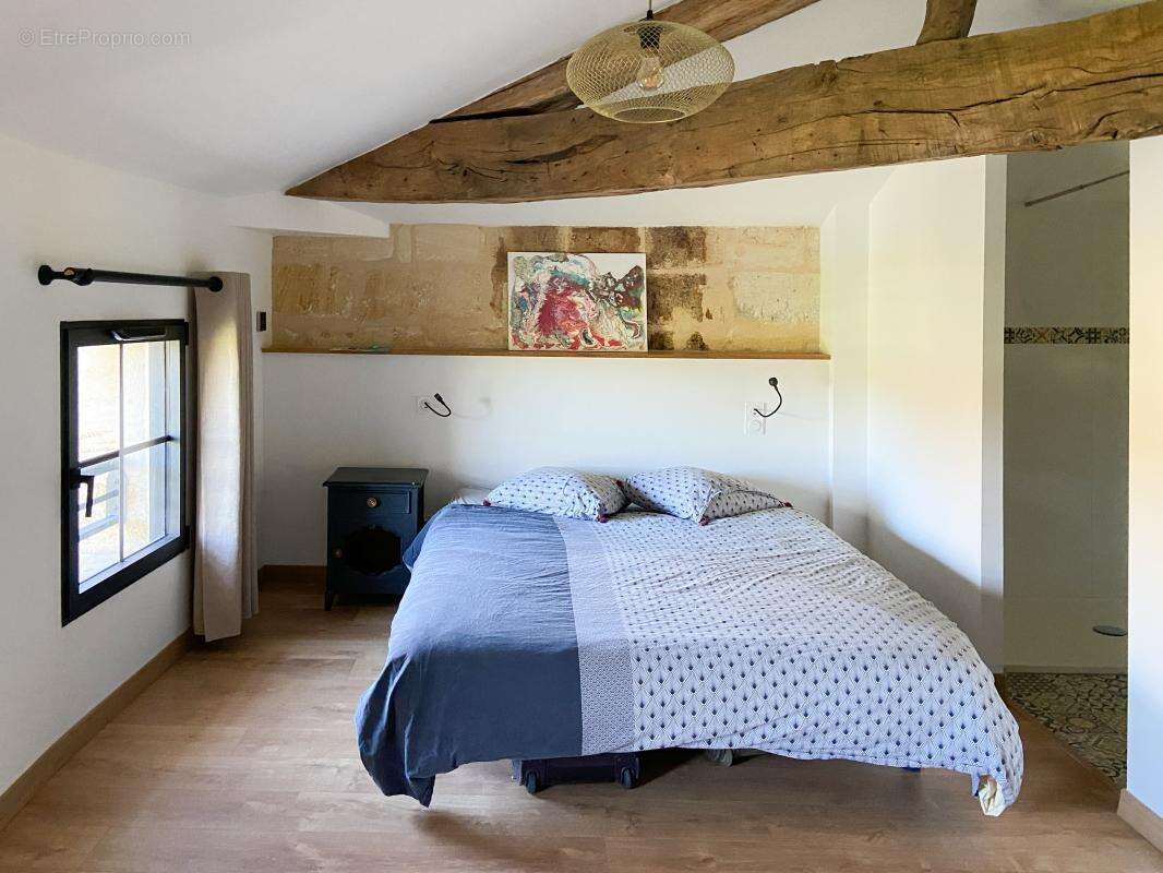 Maison à FRONSAC