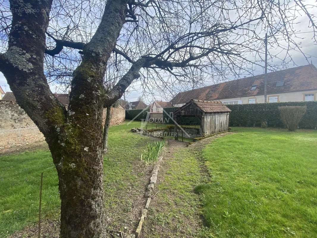 Maison à PIERREFITTE-SUR-LOIRE