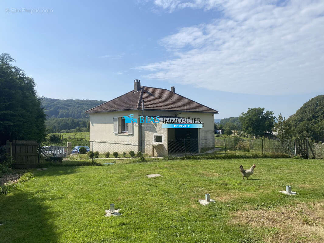 Maison à FIQUEFLEUR-EQUAINVILLE