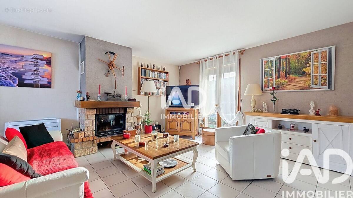 Photo 1 - Maison à LA VILLE-DU-BOIS