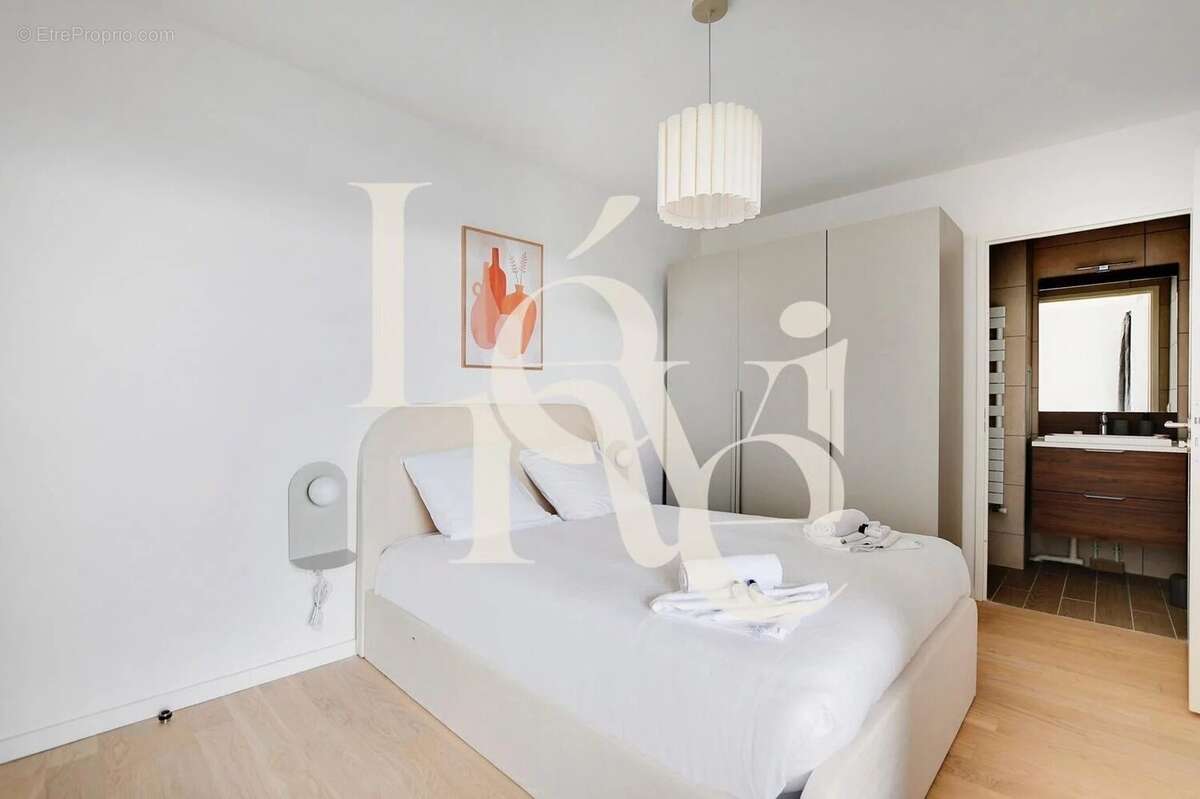 Appartement à CLICHY