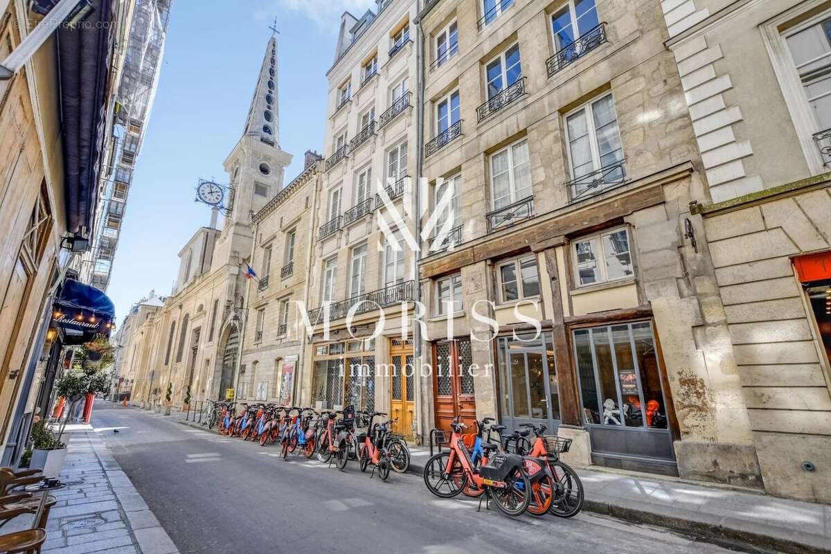 Appartement à PARIS-4E