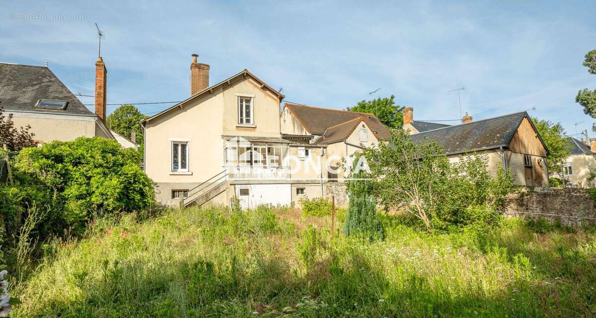Maison à CONNERRE