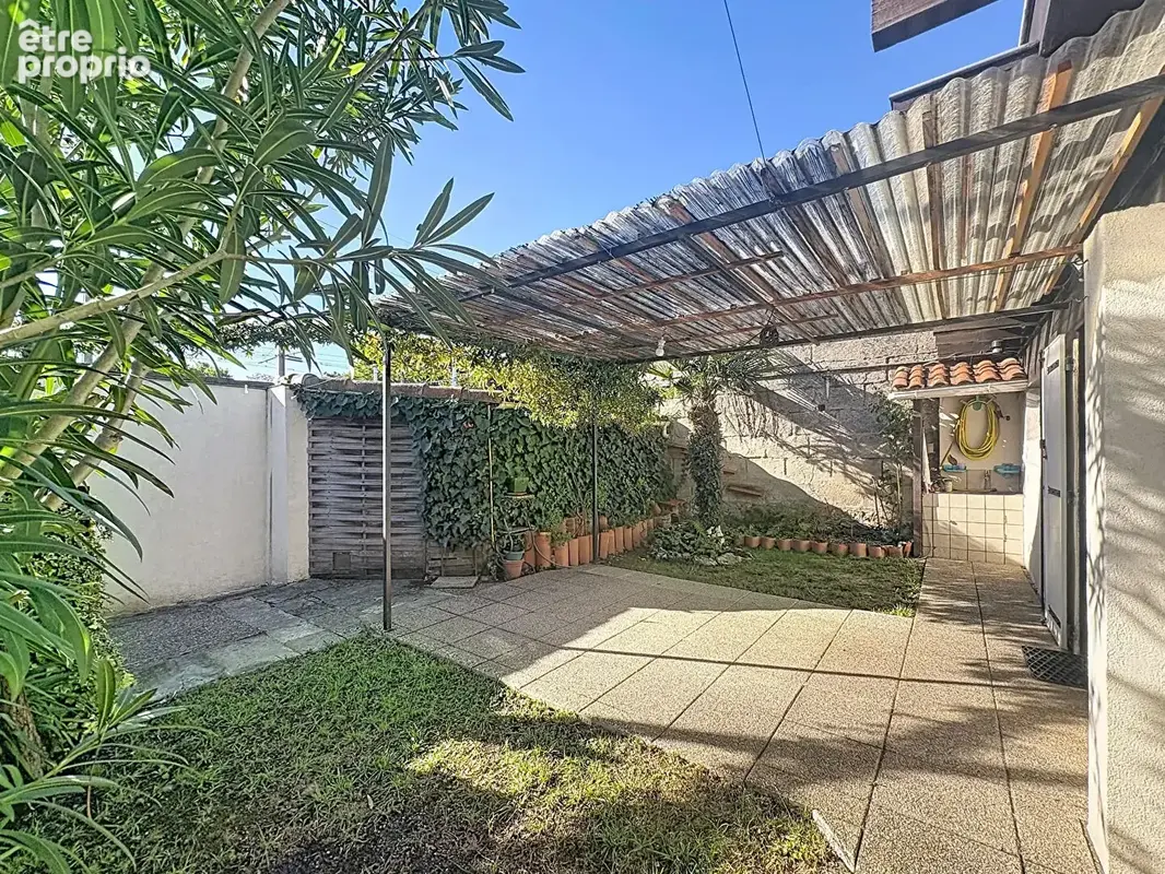Maison hypercentre avec extérieur - photo 3