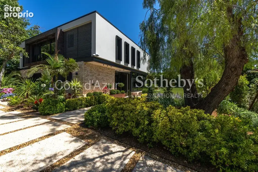 Cap d’Antibes villa contemporaine neuve à pied de la mer dans domaine privé - photo 6