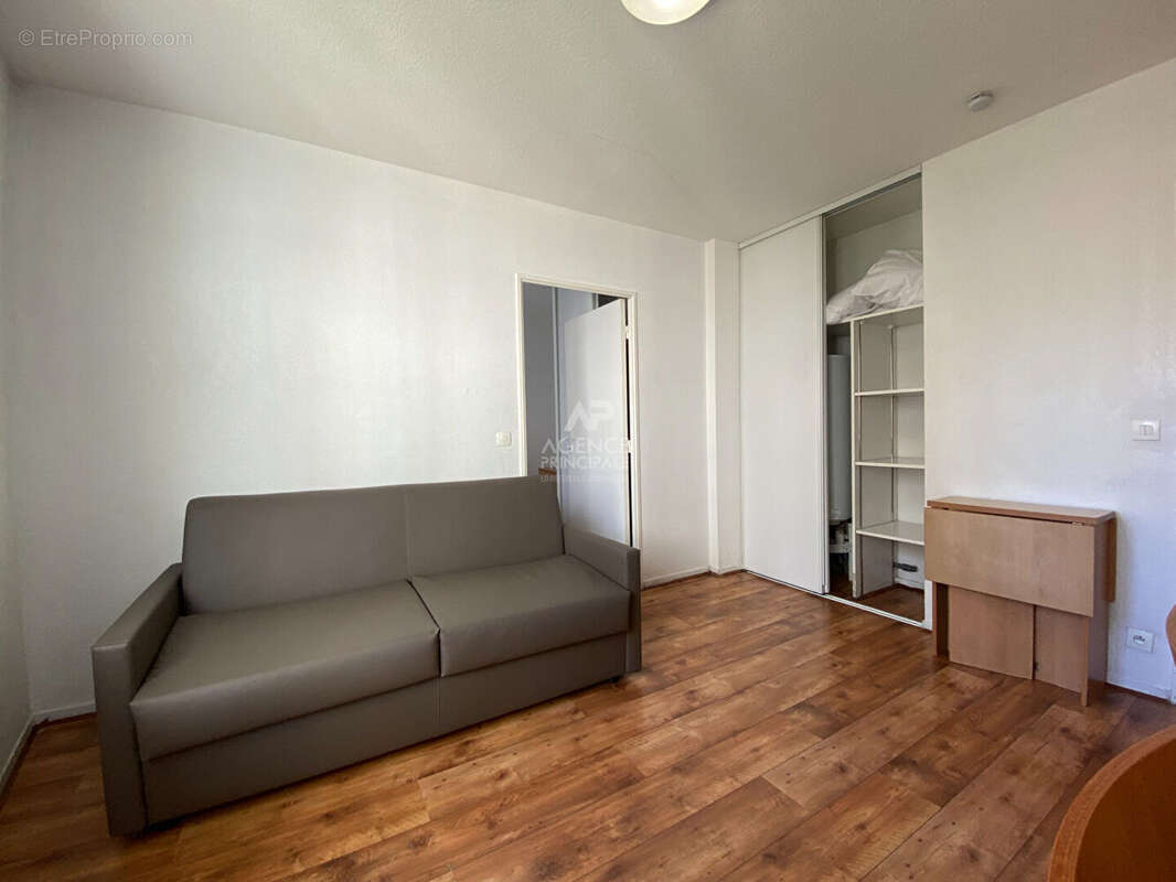 Appartement à NANTERRE