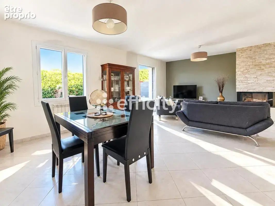 Maison 5 pièces 112 m² à vendre à Les Sorinieres (44840) - photo 2