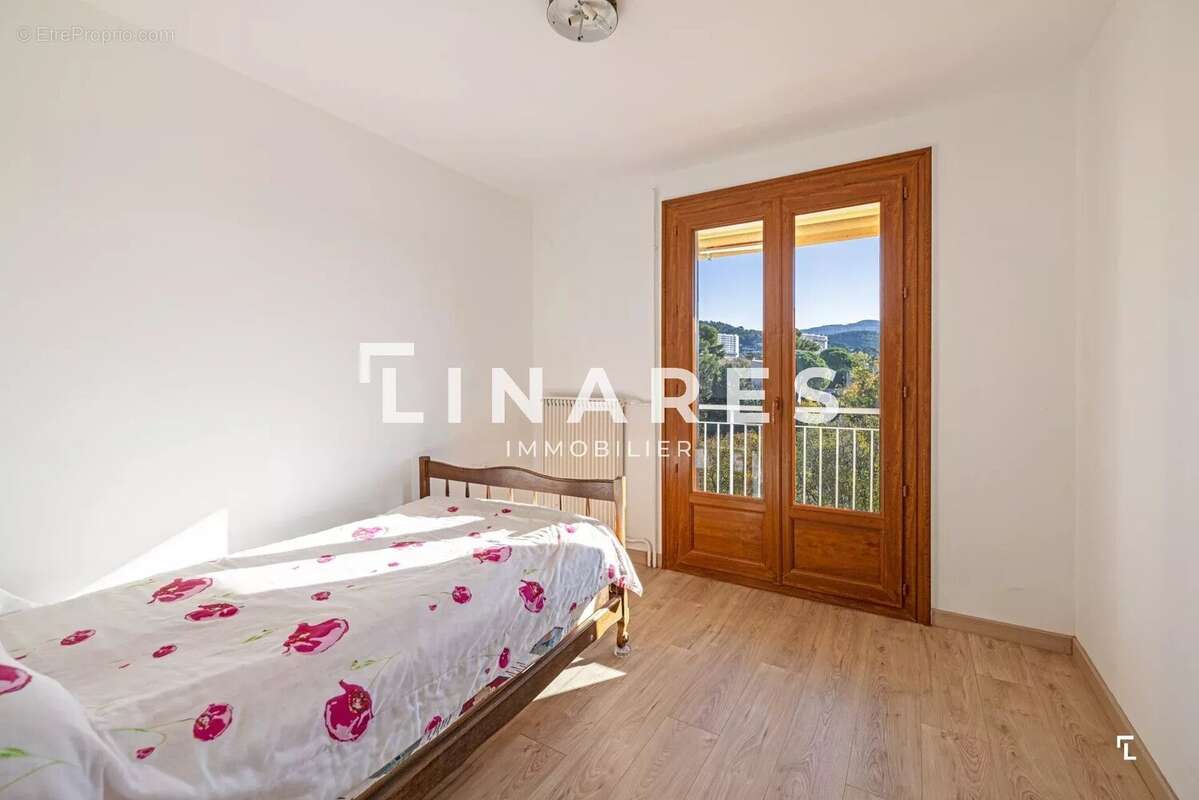 Appartement à MARSEILLE-9E