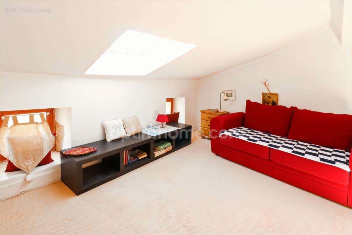 Maison de Charme et de Caractère de 353 m² - 9 Pièces - 6 Chambres sur parcelle de 662 m² - BELLAC 87300 - photo 42