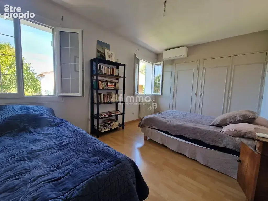 Villa T7 avec piscine, garage et terrain - photo 7