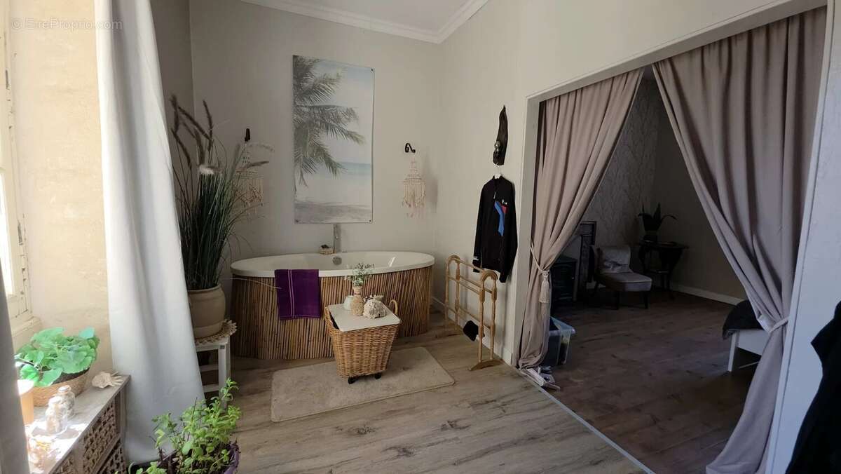 À vendre : maison de 3/4 chambres avec hangar à La Trimouille - 86 - photo 13