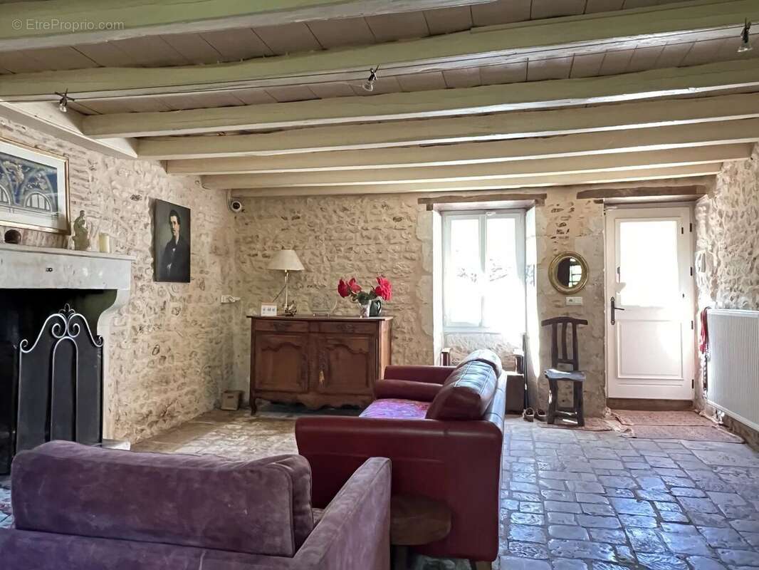 Maison à CIVAUX