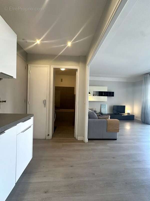 Appartement à LE CANNET