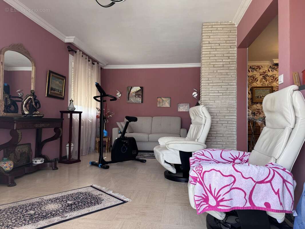 Louhans 800M des ARCADES REF 5365 - photo 4
