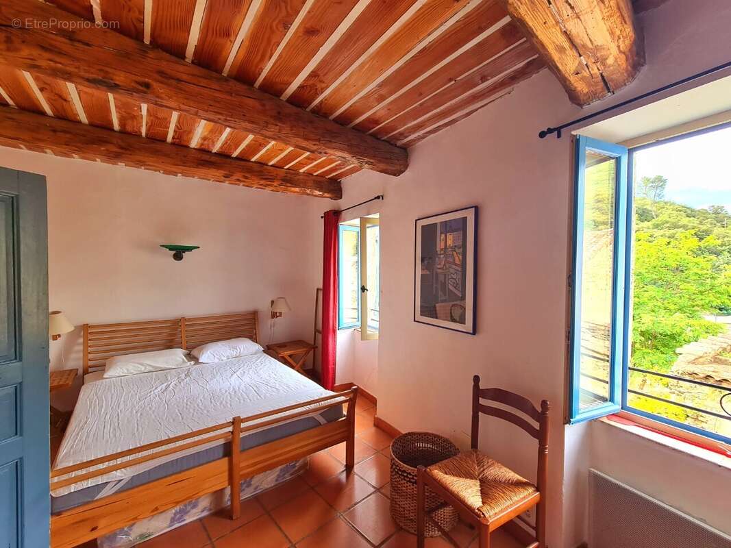 Maison à CAUSSES-ET-VEYRAN