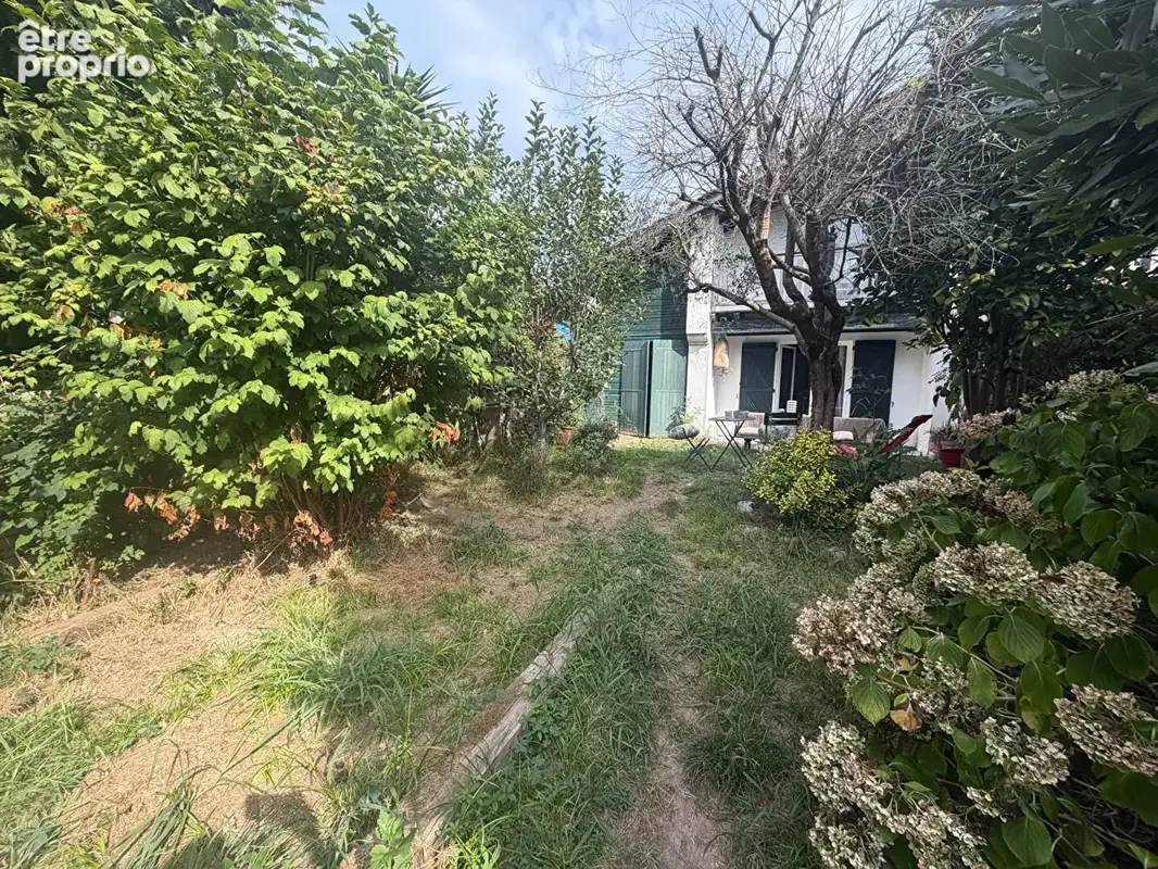 Maisonnette de type T2 avec jardin et parking - photo 11