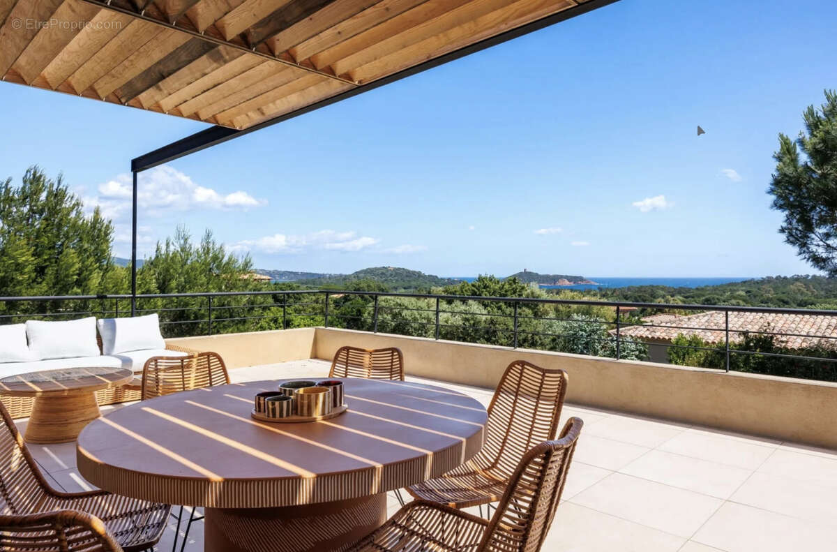 -Superbe villa avec vue Mer à Porto-Vecchio ! - photo 10