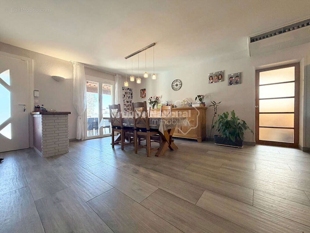 Maison à ENSUES-LA-REDONNE