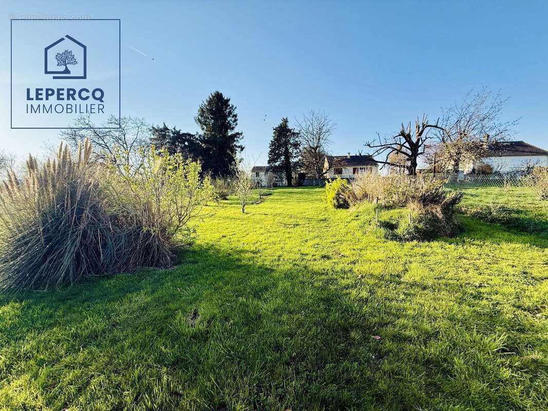 Maison à LA FERTE-MILON