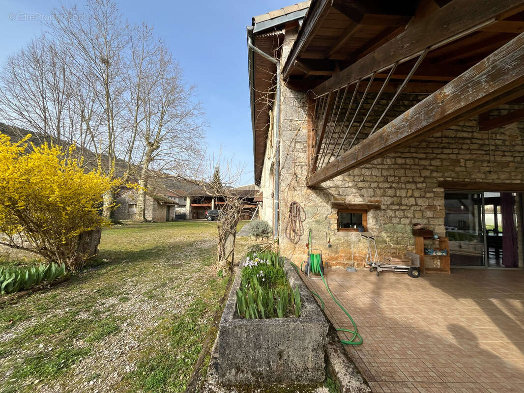 Maison à CIZE