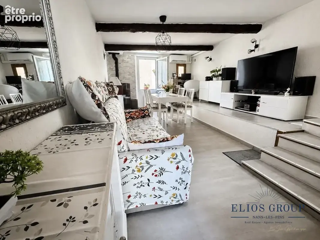 Maison 5 pièces 100 m² à vendre à Nans-Les-Pins (83860) - photo 3