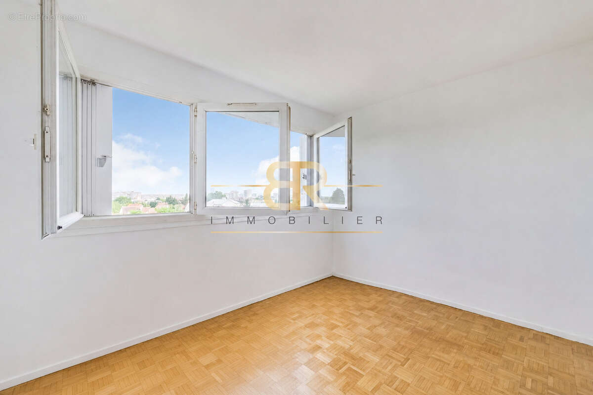 Appartement à SAINT-GRATIEN