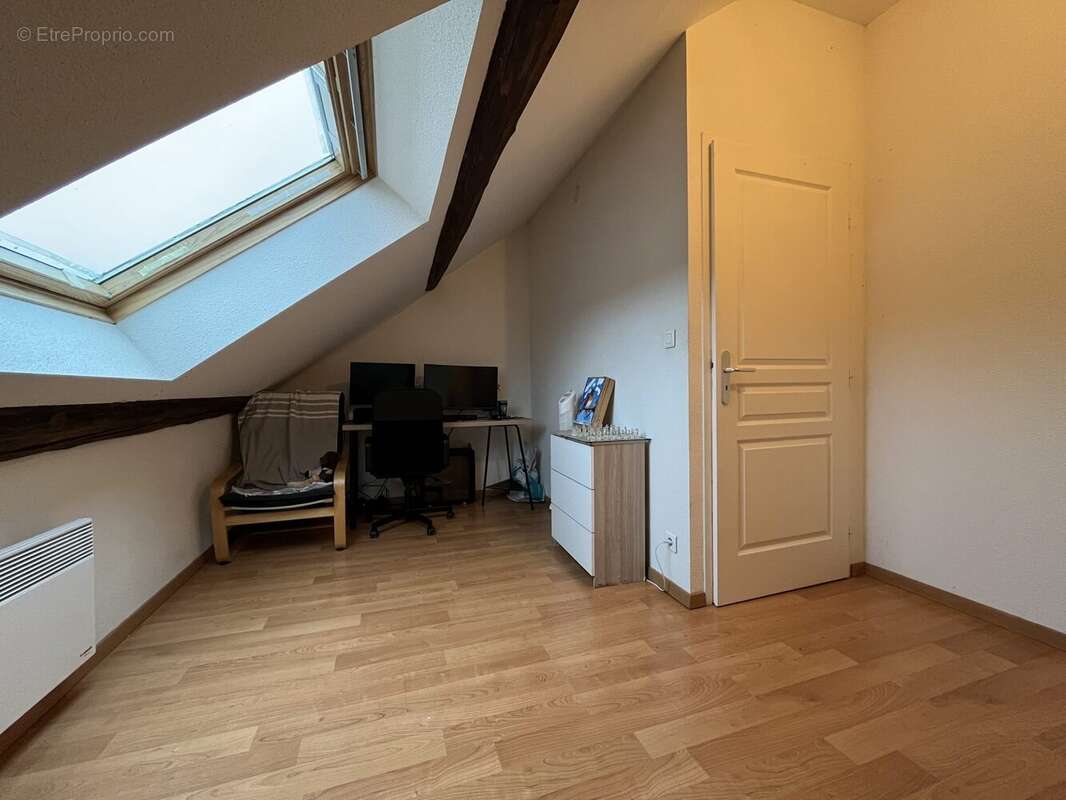 Appartement à VELARS-SUR-OUCHE