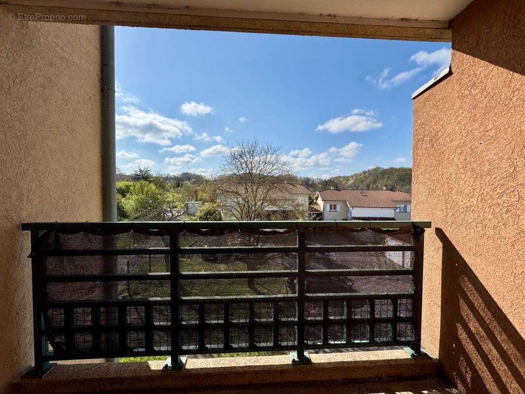 Appartement à VILLEFONTAINE